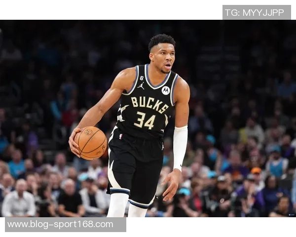 字母哥半场表现抢眼贡献10分4板5助频繁强攻制造犯规罚球命中率高